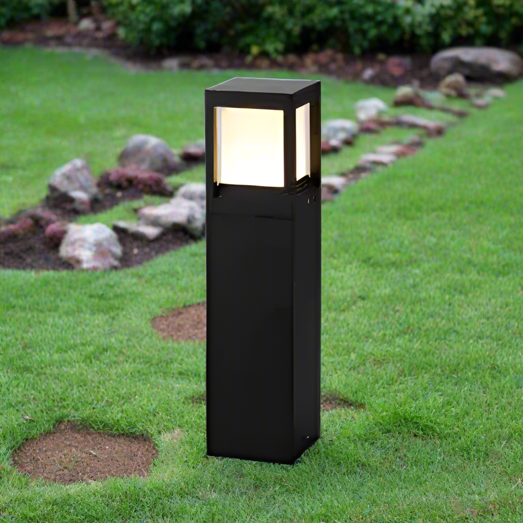 Solarleuchte LUXANO Cube | 60 cm Höhe | Warmweißes LED-Licht | IP54 Wetterfest | Nachhaltige Außenbeleuchtung