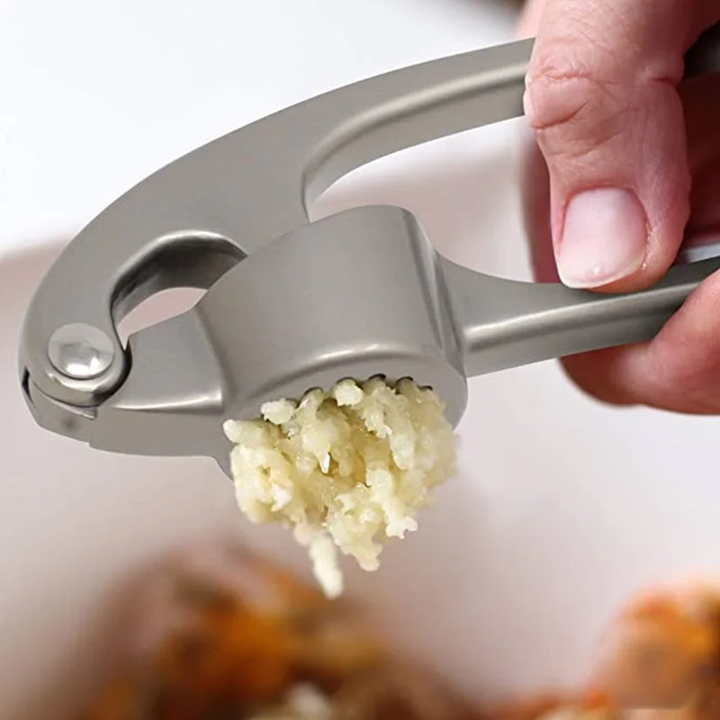 GarlicPress - Edelstahl-Knoblauchpresse mit ergonomischem Griff