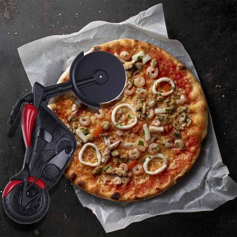 1+1 GRATIS | RollCut - Pizzaschneider mit Rollen