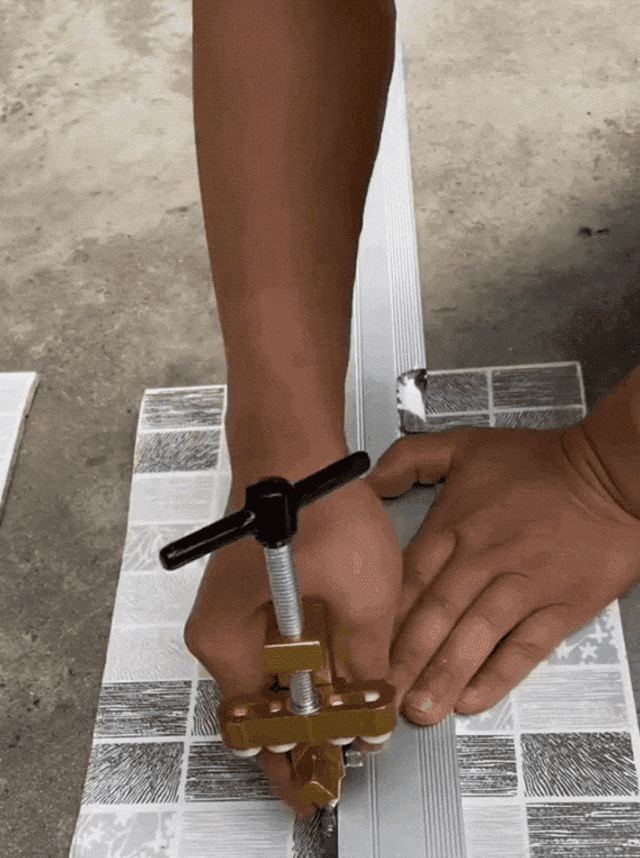 EaseCut – Müheloses Schneiden von Glas und Fliesen in Sekunden!