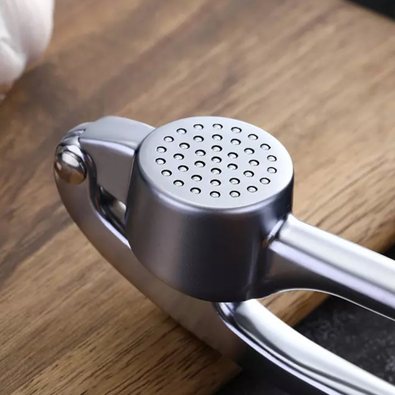 GarlicPress - Edelstahl-Knoblauchpresse mit ergonomischem Griff