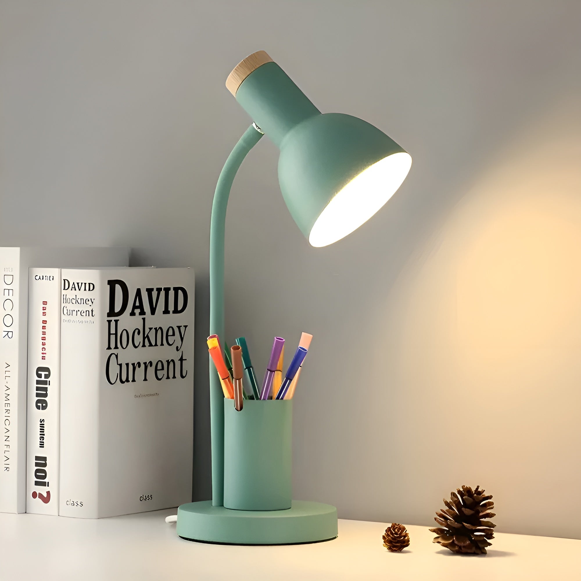 Lumis Desk | LED-Tischlampe mit Stifthalter | 3 Lichtfarben | Eisen & Marmor-Optik