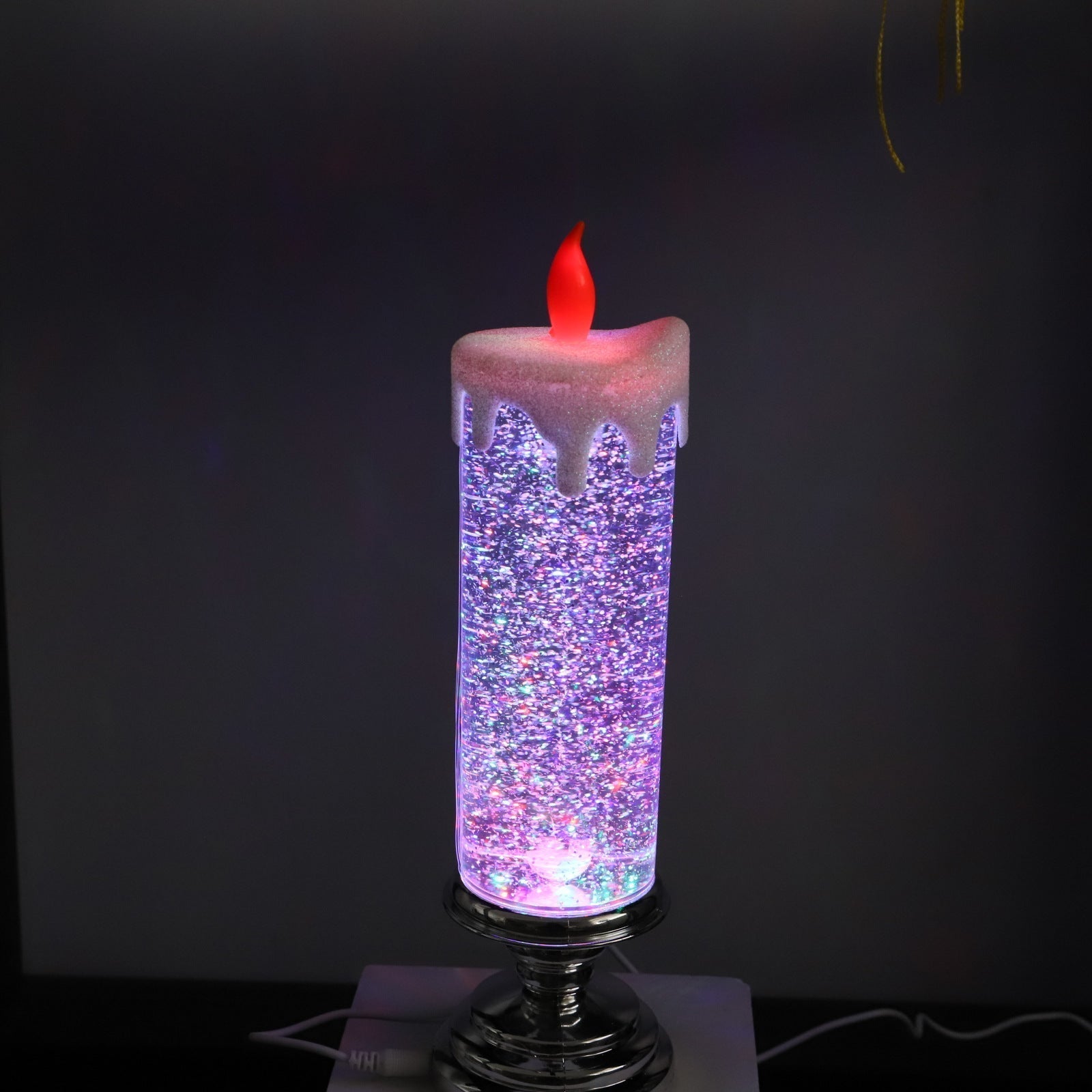 LumiGlitz – Erleben Sie den Zauber des farbenfrohen, funkelnden Kerzenlichts