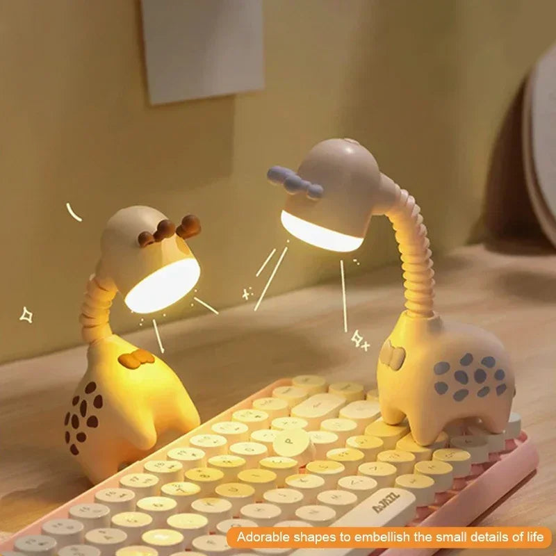 GiraLume LED Nachtlicht | Flexibel verstellbar | Süßes Giraffendesign | Warmweiß | 5,6 × 5,4 × 17 cm