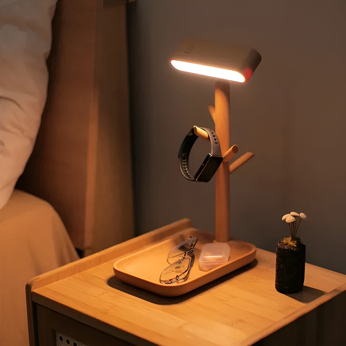Nachttischlampe Lunara | Mit Ablage & Warmweißem Licht | Bambus & Holz | Modern & Funktional