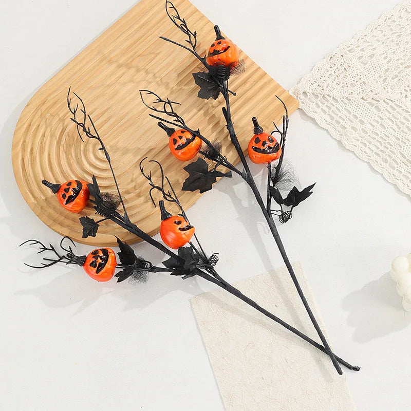 SchattenKürbis | Halloween-Deko | Kürbis mit Geistergesicht | Dunkler Stil | Schaumstoff-Design