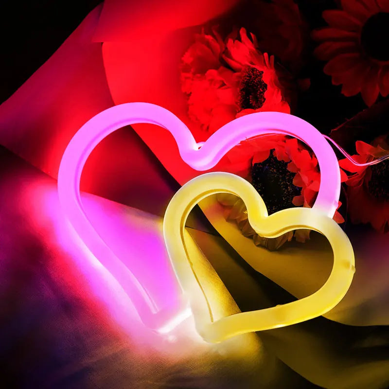 Amora Neon Tischlampe Herz | Doppeltes Love-Design | USB & Batteriebetrieb | Rosa LED Licht | Party & Deko