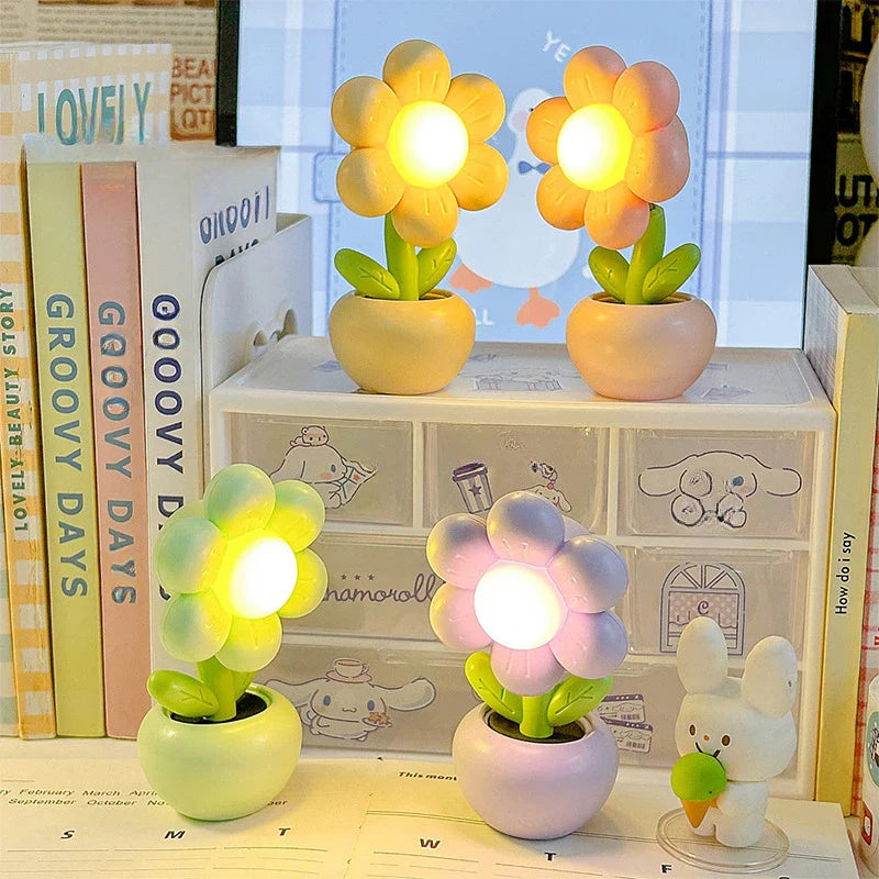Lumiflower | Mini LED Blumentopf Nachtlicht | Batteriebetrieben | 5,5 x 4 x 10,3 cm