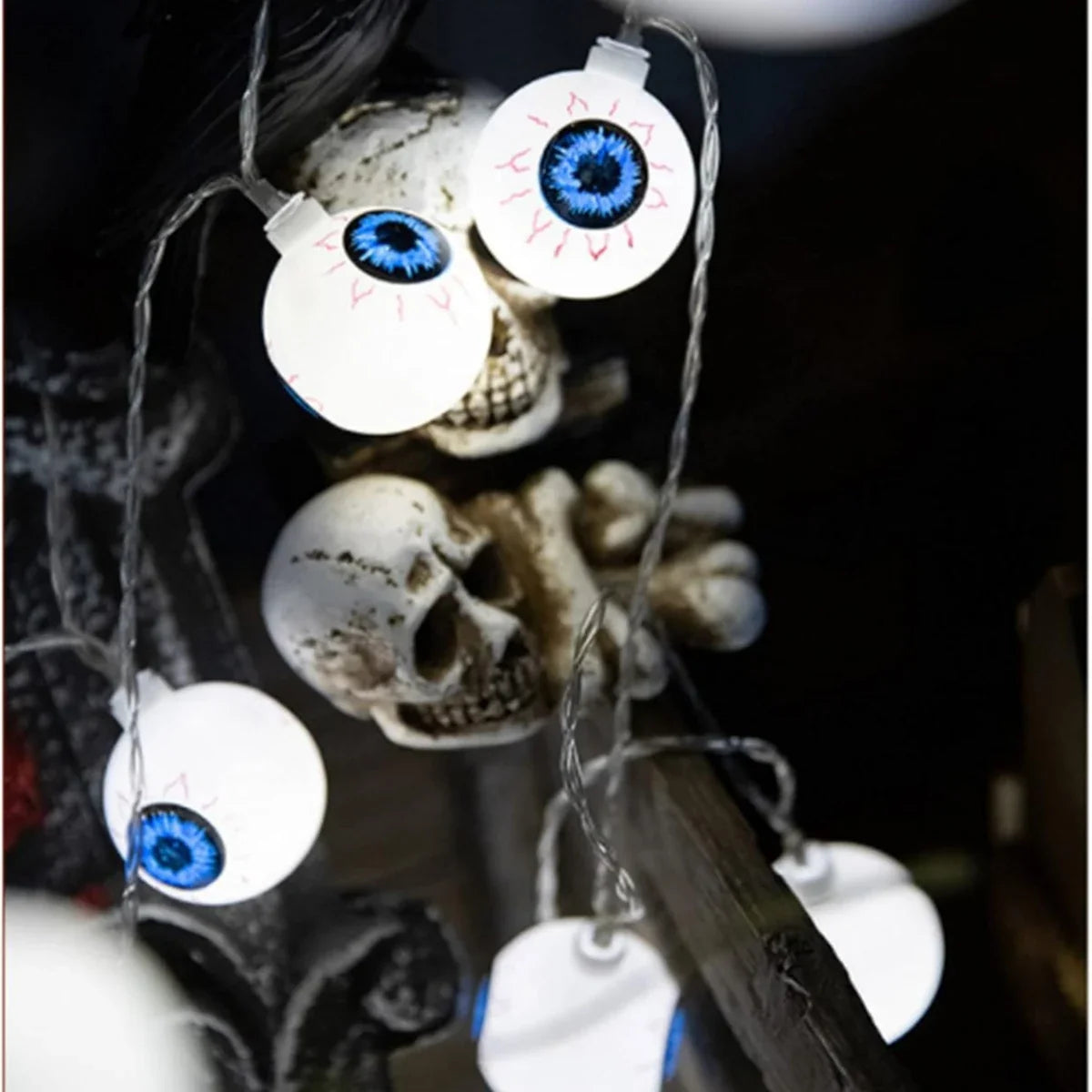 Halloween LED-Lichterkette CreepyEyes | 20 LED Augäpfel | Für Haus, Garten & Party