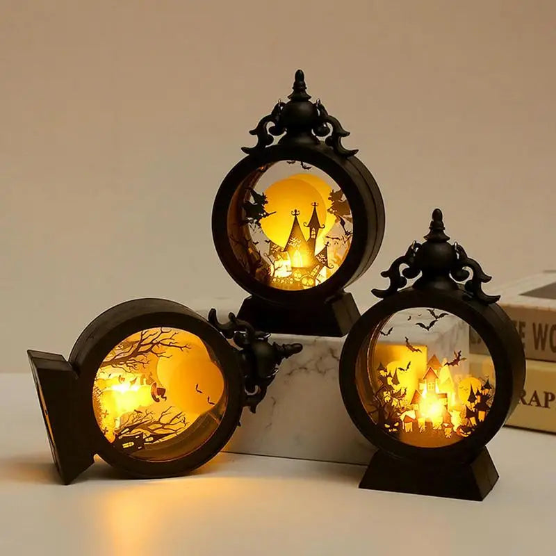 Hexenlicht | LED Halloween Laterne | Gotisches Schloss mit Kürbis & Hexe | Warmweißes Stimmungslicht