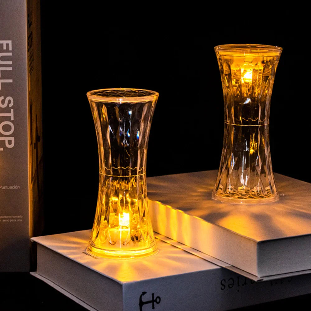 LED Kristall-Tischlampe LumiCrystal | Flammenlos & Batteriebetrieben | Warmweißes Stimmungslicht | Für Schlafzimmer, Hochzeit & Deko