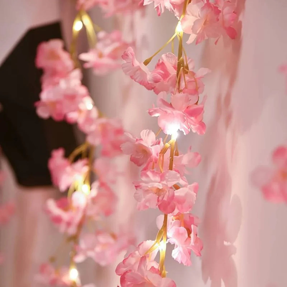 SakuraGlow Lichterkette | Kirschblüten-Girlande | 20 LED | Romantische Deko für Schlafzimmer & Feste