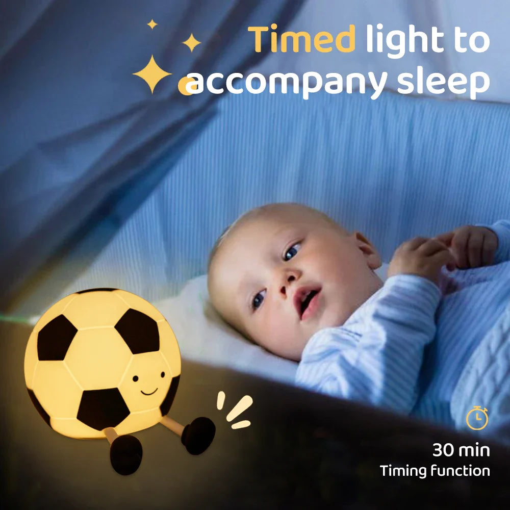 GoalGlow LED Nachtlicht | Fußball-Design | Weiches Silikon | Touch-Bedienung | USB-Wiederaufladbar | 12 × 12 × 12 cm