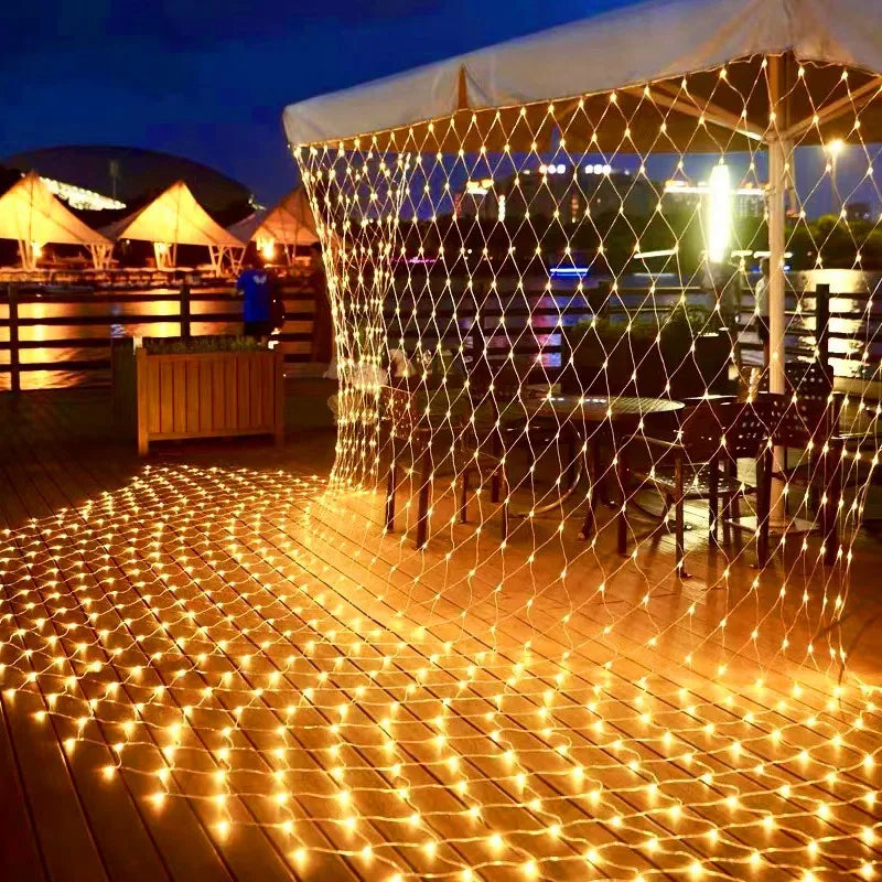 LED-Netz-Lichterkette Luminet | 96–320 LEDs | Warmweiß, Weiß & Bunt | 8 Leuchtmodi | 220V EU-Stecker | Für Weihnachten, Hochzeit & Garten
