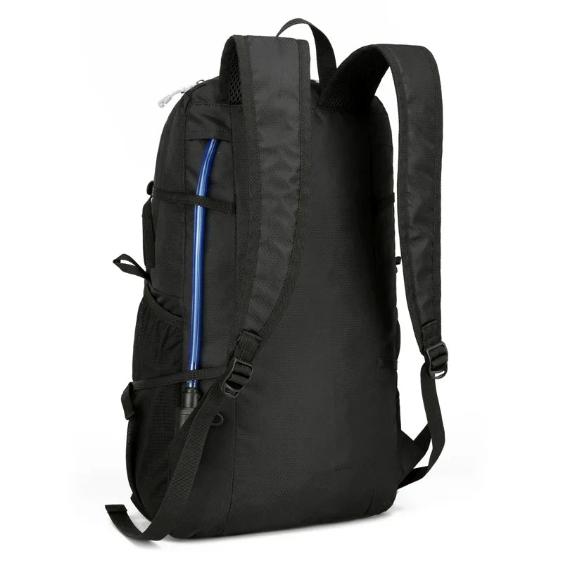 Faltbarer Rucksack "Alpivio" | Ultraleicht & Kompakt | 18L Volumen | 42x28x15 cm
