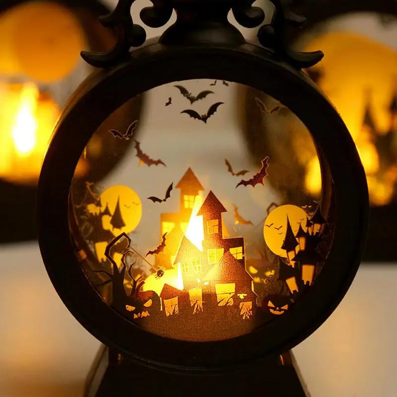 Hexenlicht | LED Halloween Laterne | Gotisches Schloss mit Kürbis & Hexe | Warmweißes Stimmungslicht