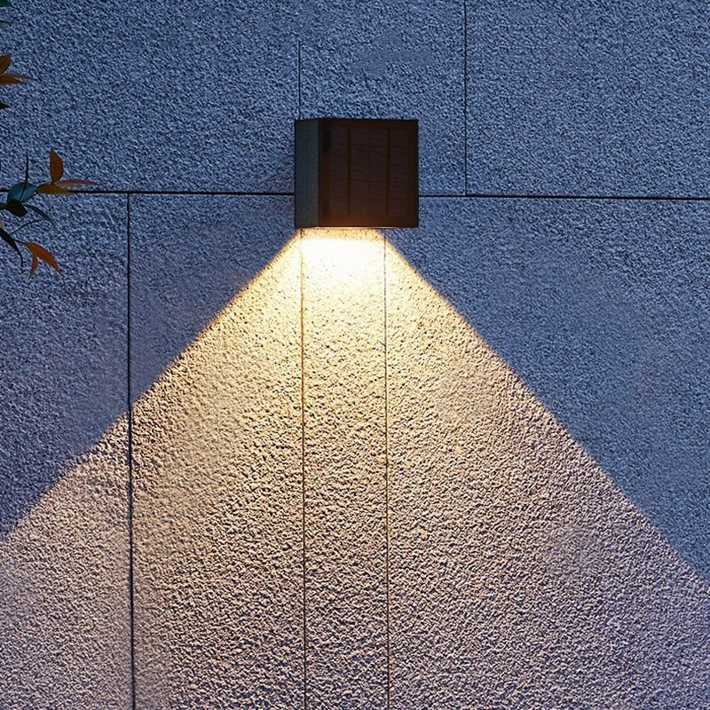 Solar Wandleuchte LUNORA | Mit Dämmerungssensor | Wetterfest IP65 | Warm- & Kaltlicht | 10,5x6 cm