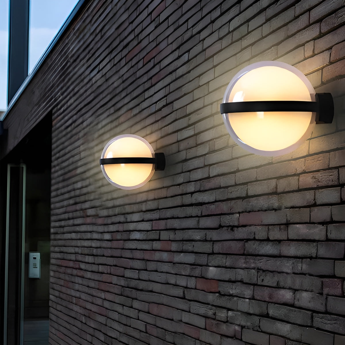 LumiGlobe Außenwandleuchte | Rundes LED-Design | Wetterfest & Energiesparend | Warm- & Kaltweiß