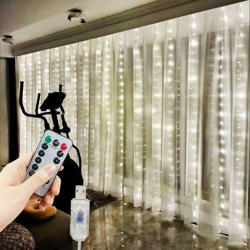 LED Vorhanglichter LumiDrape | USB & Fernbedienung | 8 Modi | 100–600 LEDs | Warmweiß / Weiß / Bunt | Weihnachts- & Partybeleuchtung