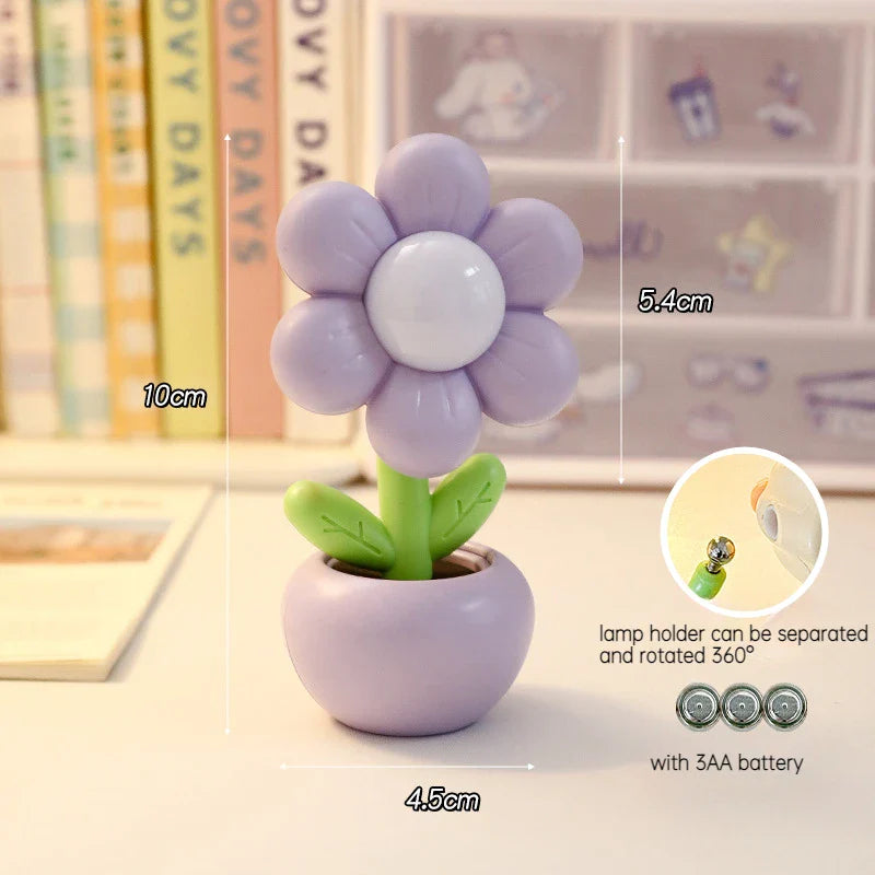 Lumiflower | Mini LED Blumentopf Nachtlicht | Batteriebetrieben | 5,5 x 4 x 10,3 cm