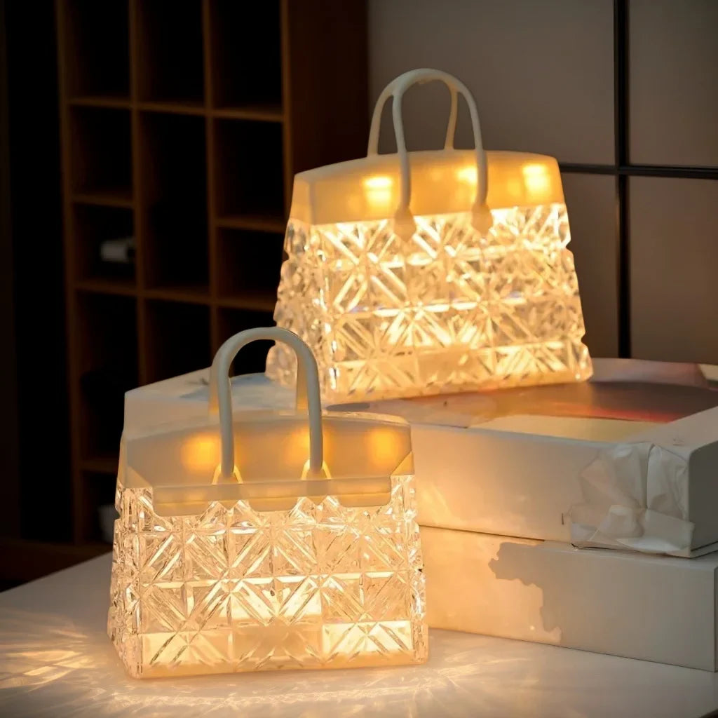 Aurelia LED Kristall Stimmungslicht | Tragbar & Batteriebetrieben | Nacht- & Partybeleuchtung | Transparent