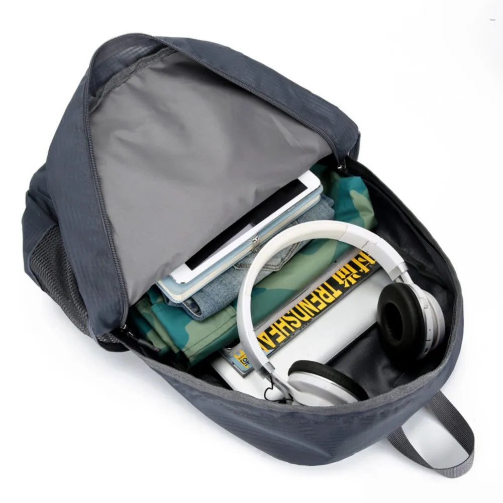 TrekLoom Faltbarer Outdoor Rucksack 30L | Ultraleicht & Wasserdicht | Für Camping, Reisen & Wandern | Unisex Design