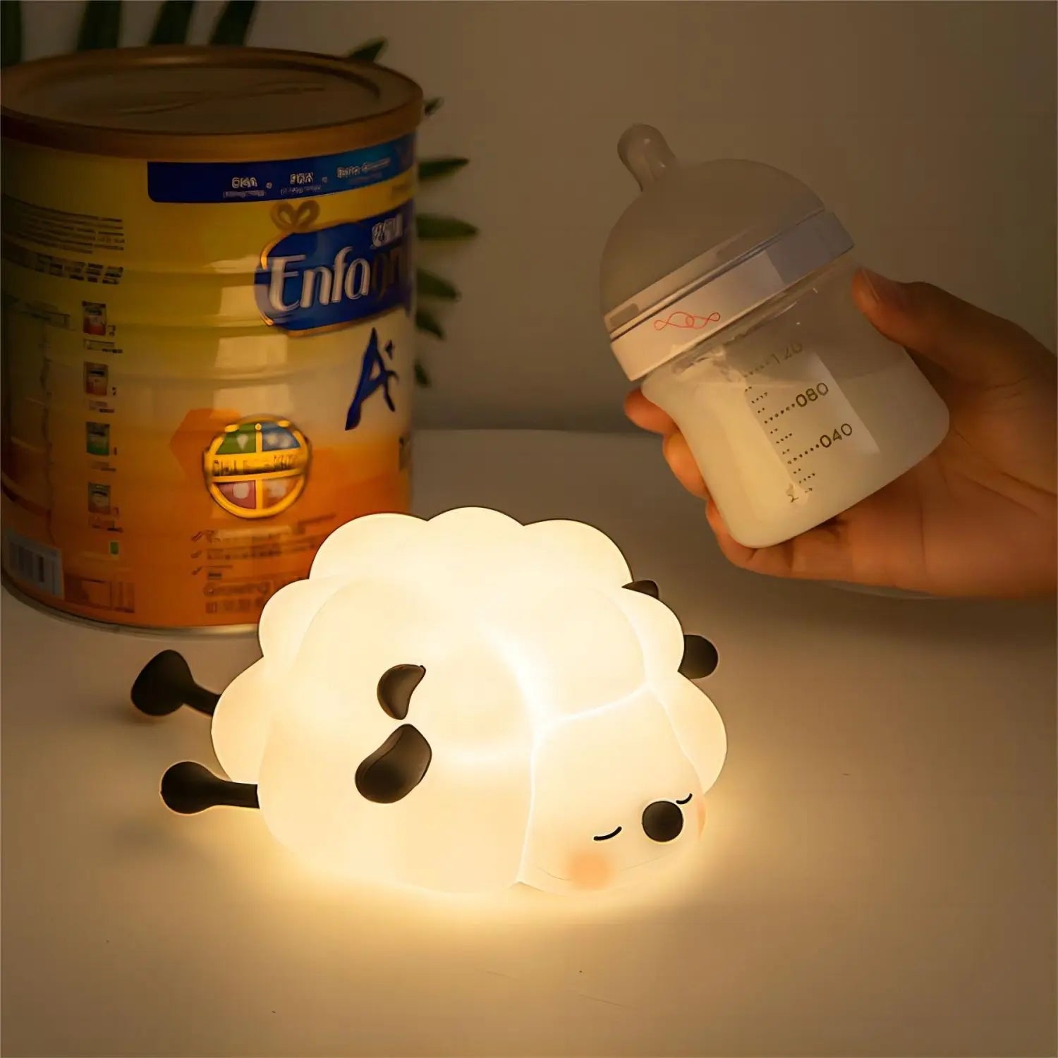 LumiNest LED Nachtlicht | Weiches Silikon | 2 Helligkeitsstufen | USB-Wiederaufladbar | 10 Std. Laufzeit