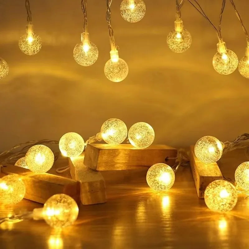 LED-Lichterkette BubbleGlow | Kugelform | 10/20/40 LEDs | USB- & Batteriebetrieb | Warm, Blau oder Bunt | Für Hochzeit & Festdekoration