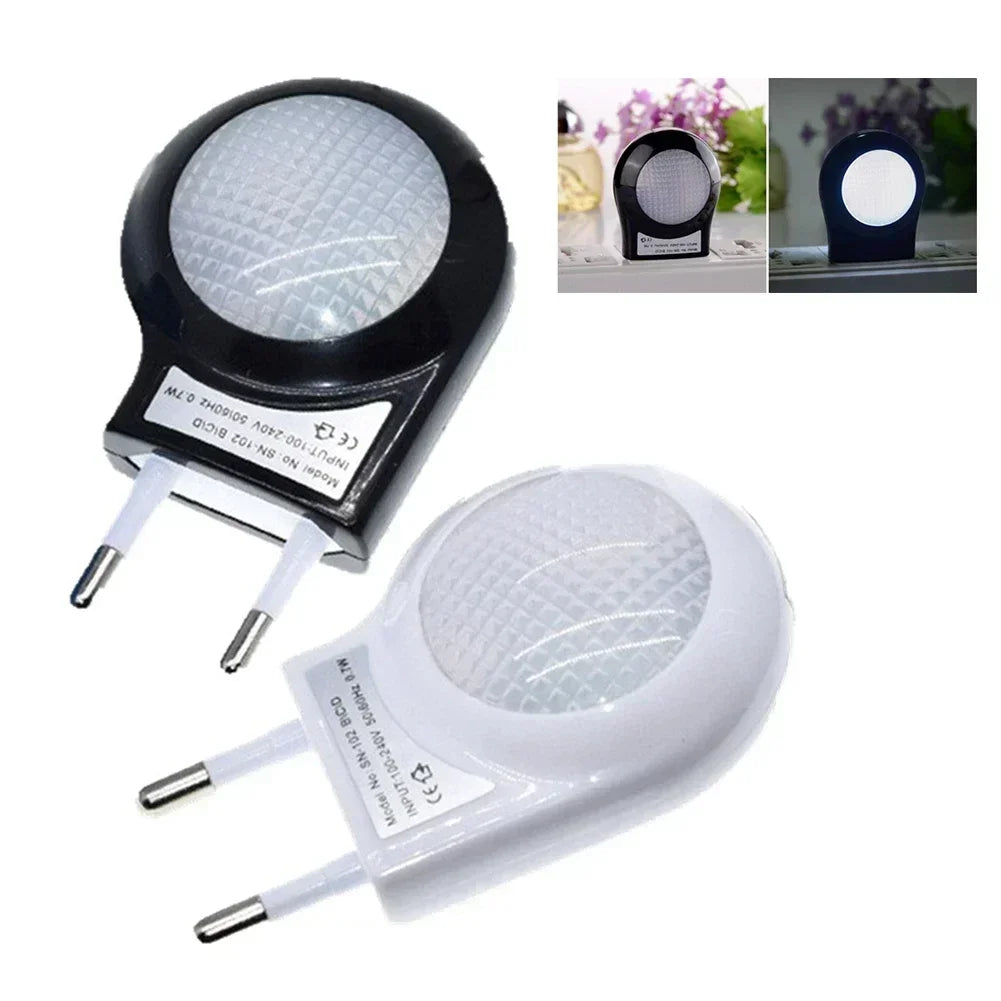 LumiShell Mini Nachtlicht | Mit Lichtsensor & EU-Stecker | Automatisches LED Wandleuchte | Weiches Warmlicht für Kinder- & Schlafzimmer