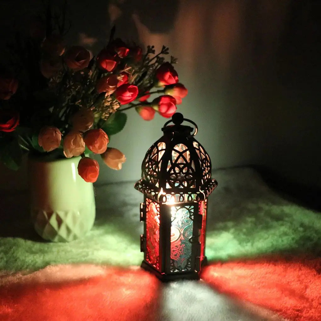 Marrakesh Glow | Marokkanischer Glas-Kerzenhalter | Handgefertigtes Eisen & Kristallglas | Orientalische Hängelaterne
