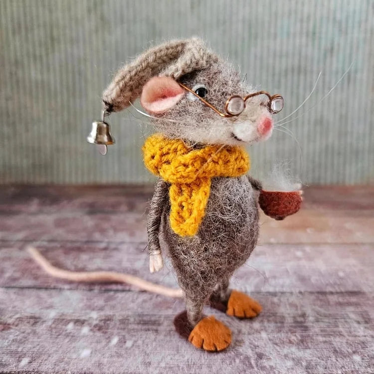 WhiskerWool™ – Handgefertigte, nadelfilzte Maus