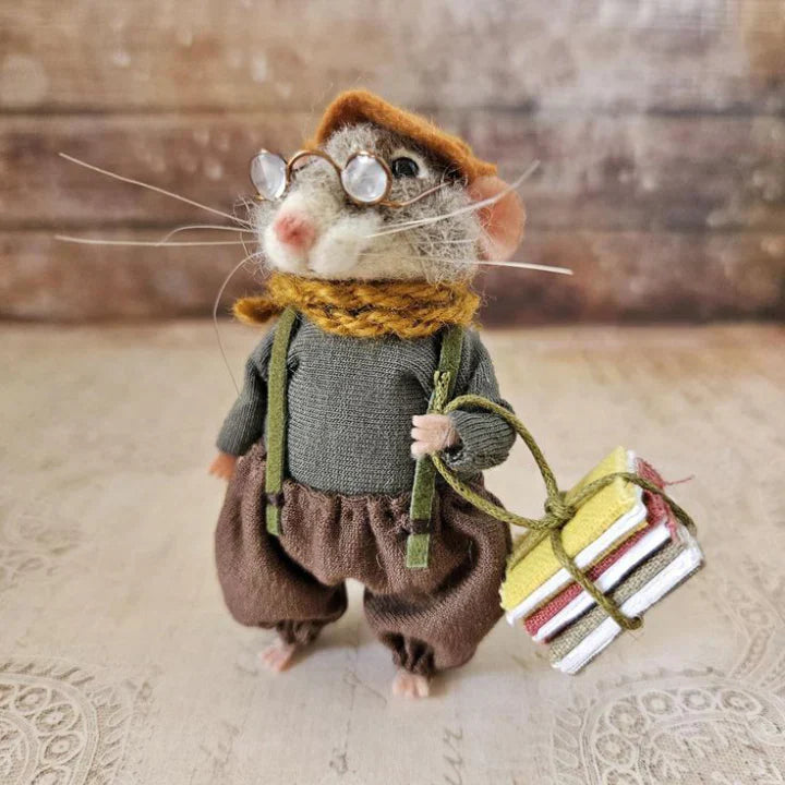 WhiskerWool™ – Handgefertigte, nadelfilzte Maus