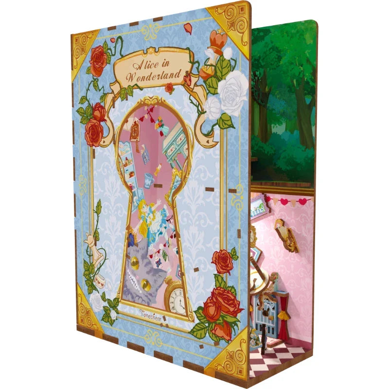 Book Nook - Alice in Wonderland