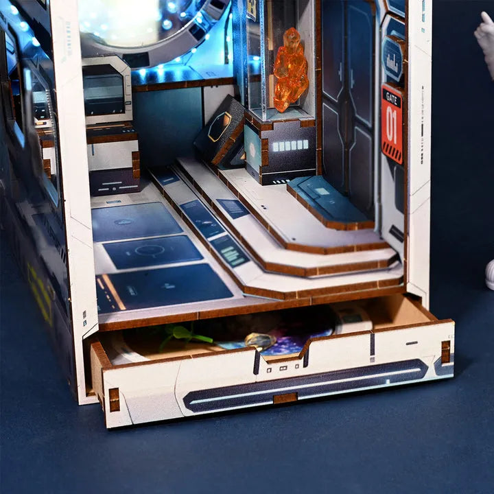 Book Nook - Alien Hub