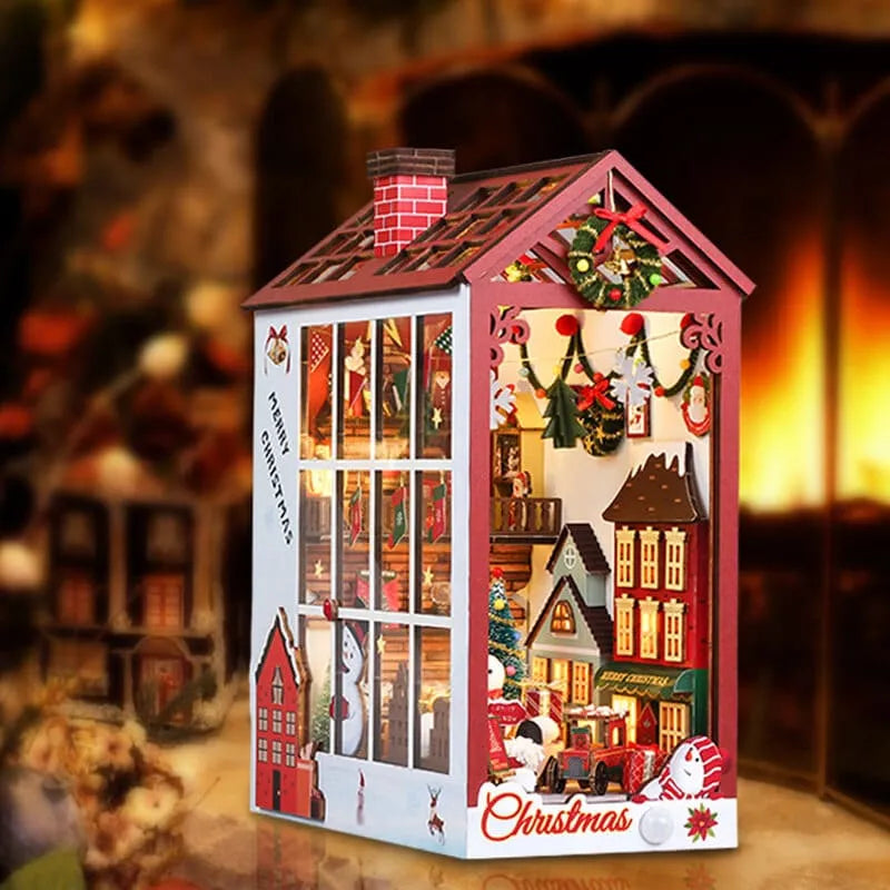 Book Nook - Christmas miniature world