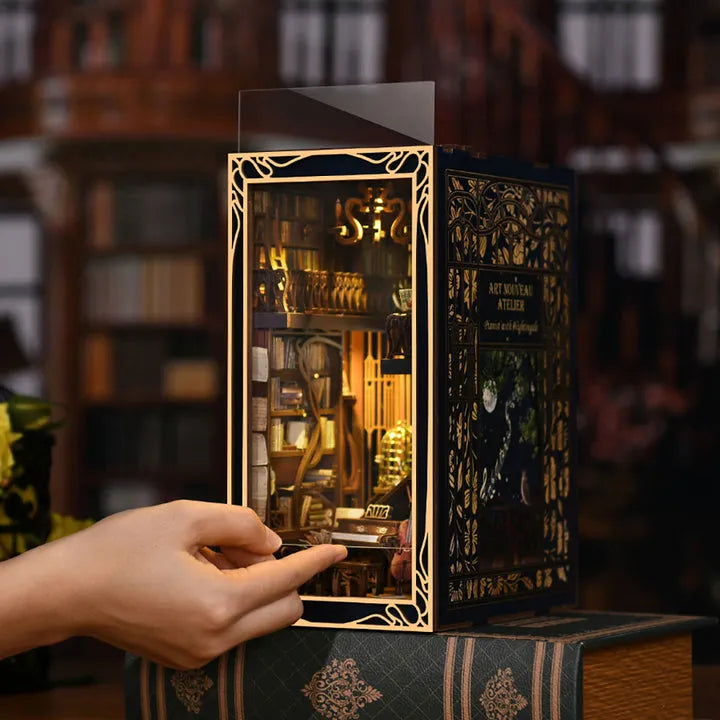 Booknook - Nightingale Harp Room