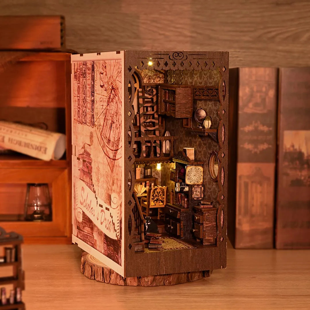 Booknook - Scholar's Dream
