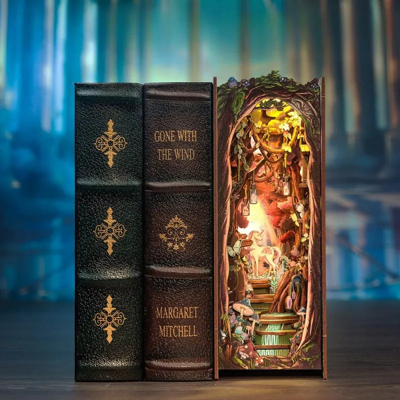 Book Nook - The Grace of The Forest