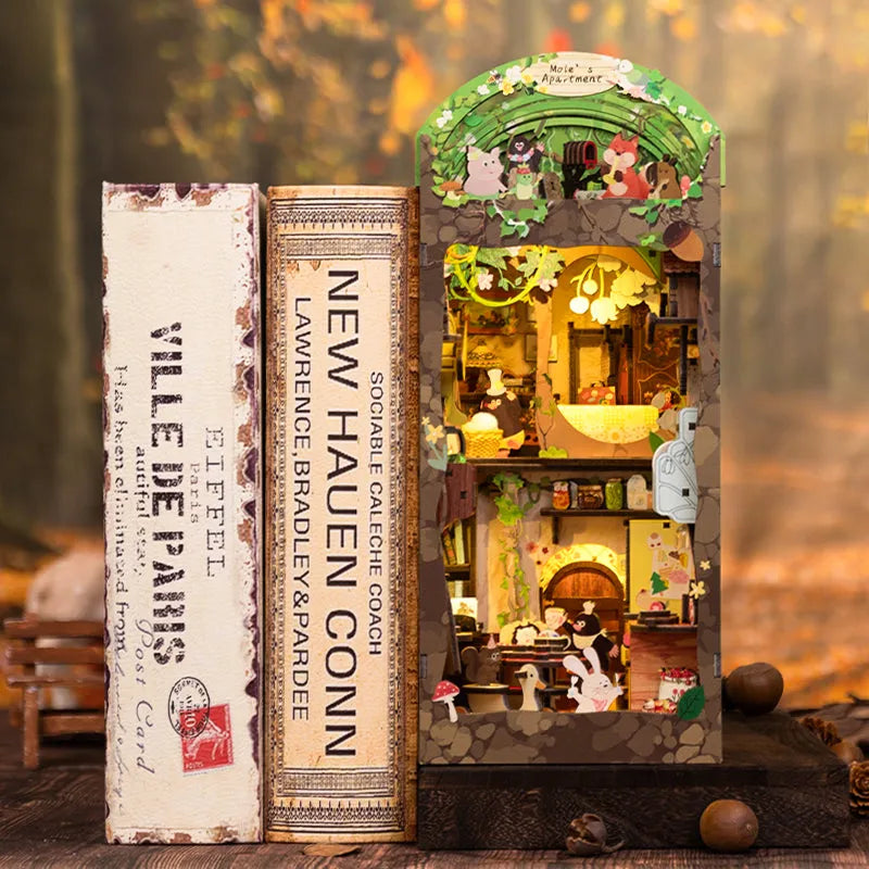 Book Nook - Mole's Apartment