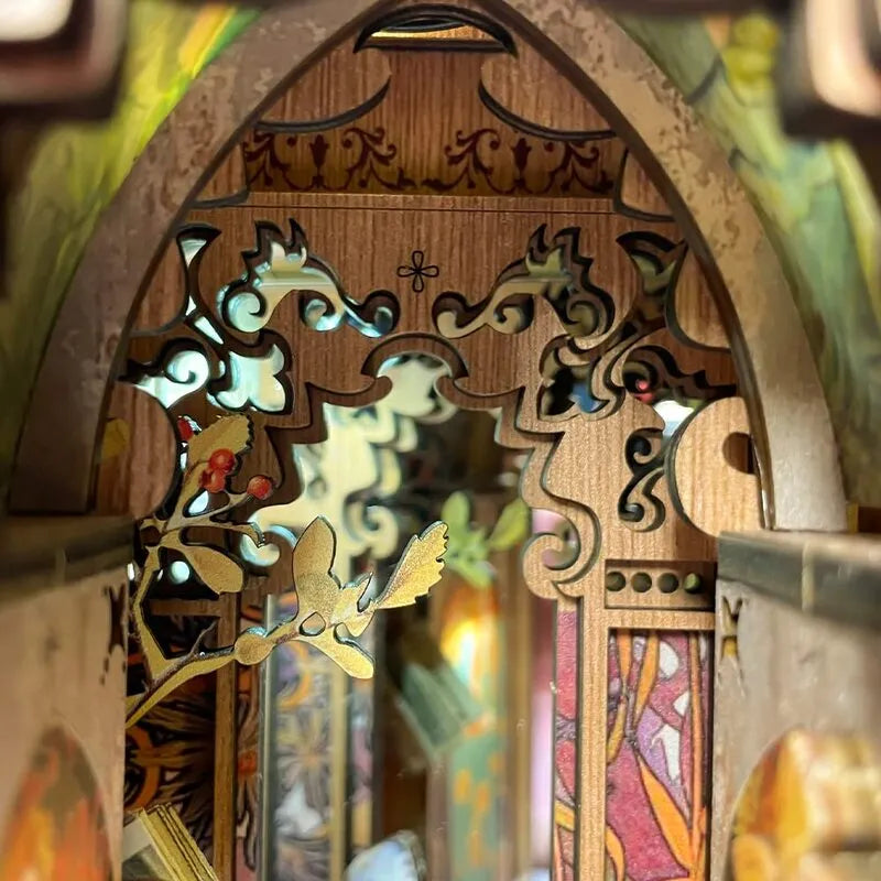 Booknook - Butterfly of the Unknow Lands