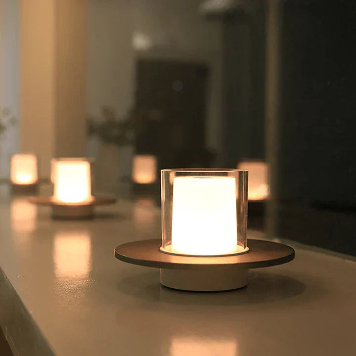 Candilume LED Tischleuchte Induktiv | Modernes Kerzendesign | Ø16×11 cm | ABS, PMMA & Stahl