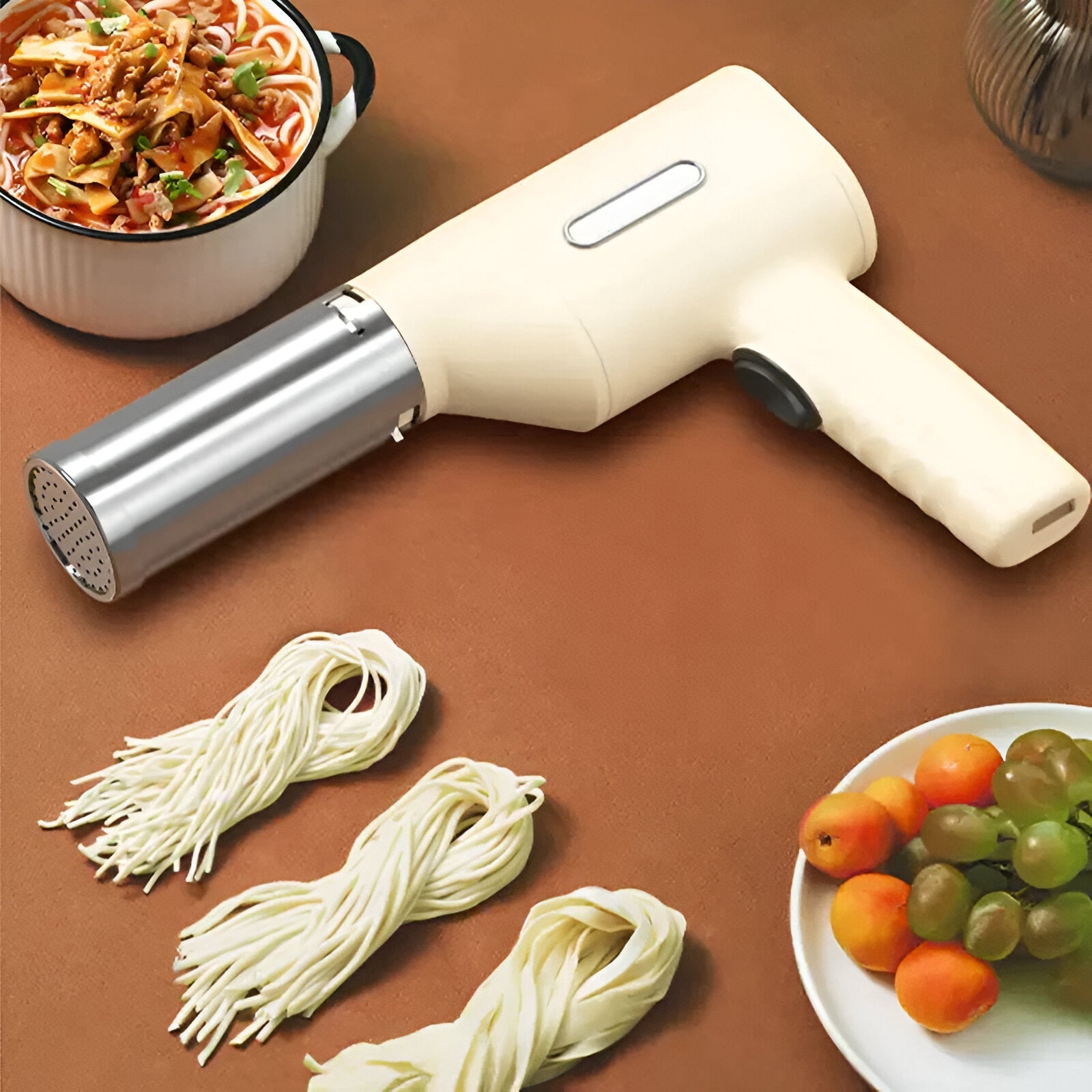 PastaBang – Elektrische Nudelmaschine mit manueller Bedienung