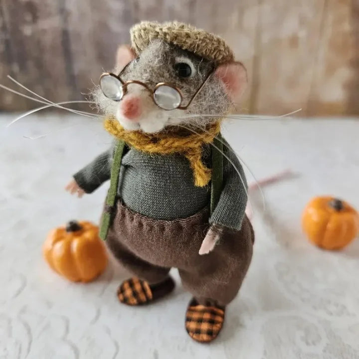 WhiskerWool™ – Handgefertigte, nadelfilzte Maus