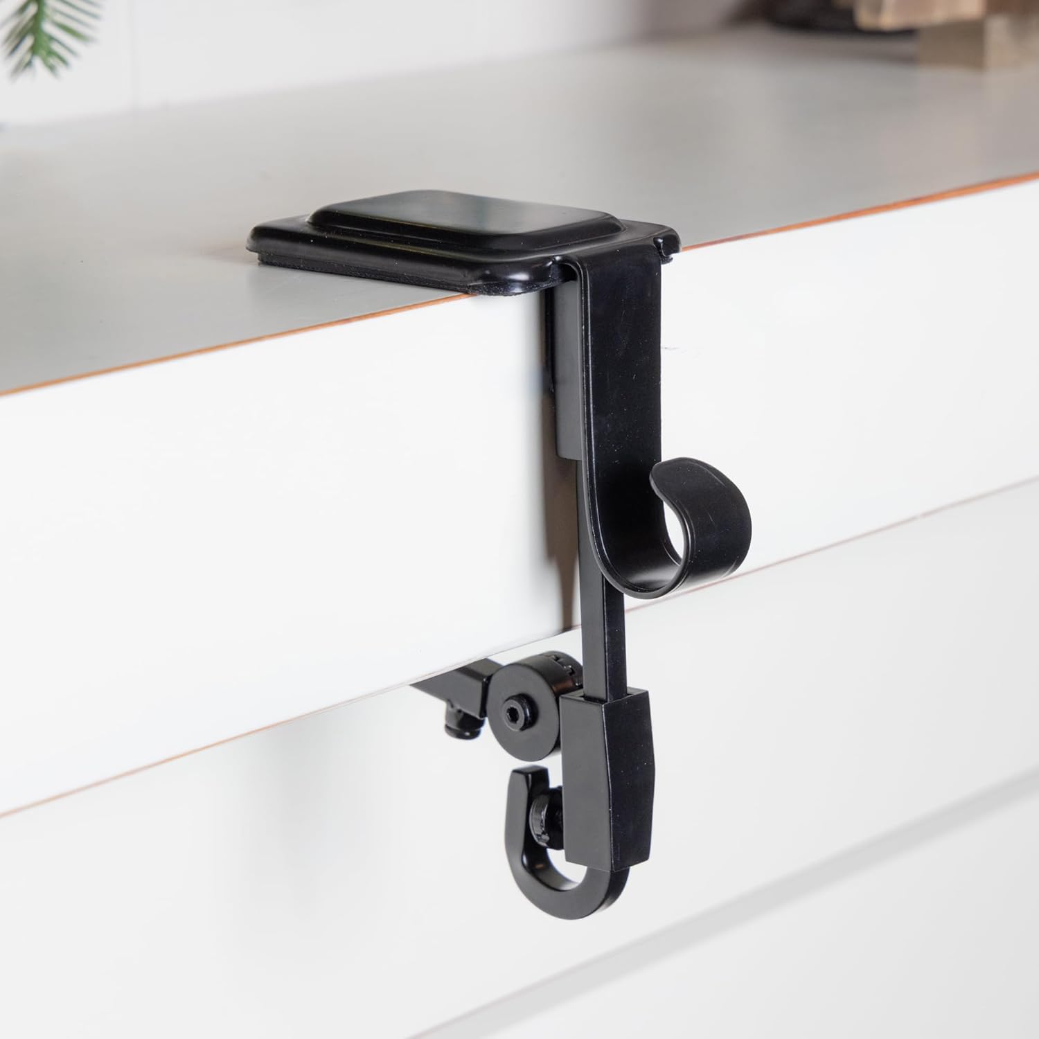 MerryMantle™ – Verstellbarer Mantelhalter