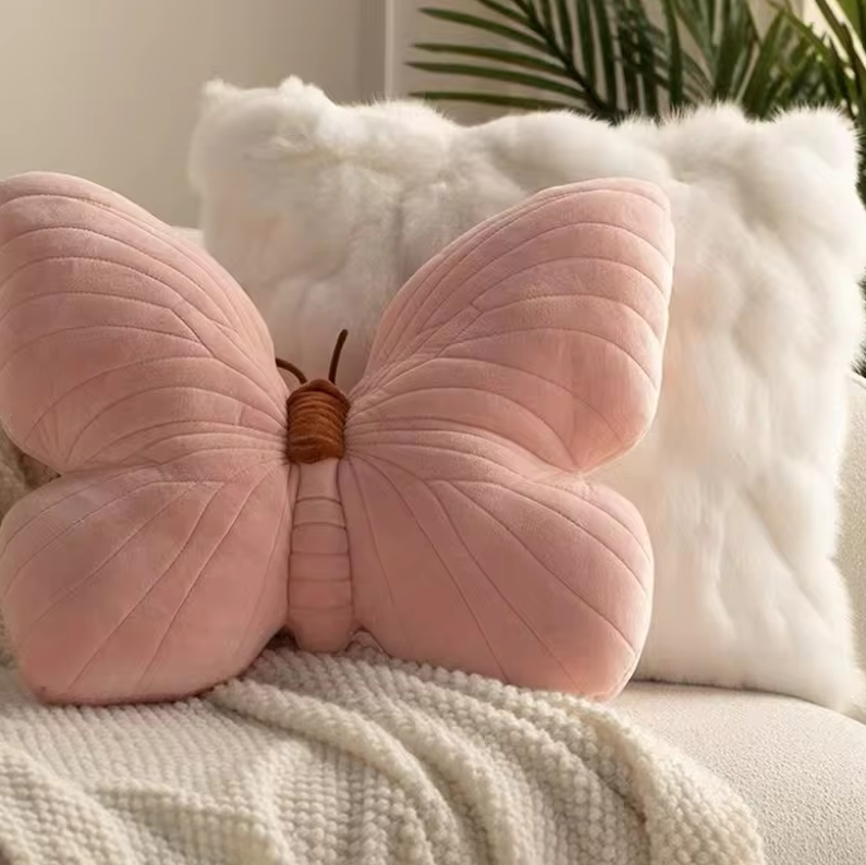 DreamWings – Weiches und Gemütliches Schmetterlingskissen für Kleine und Große Träumer!