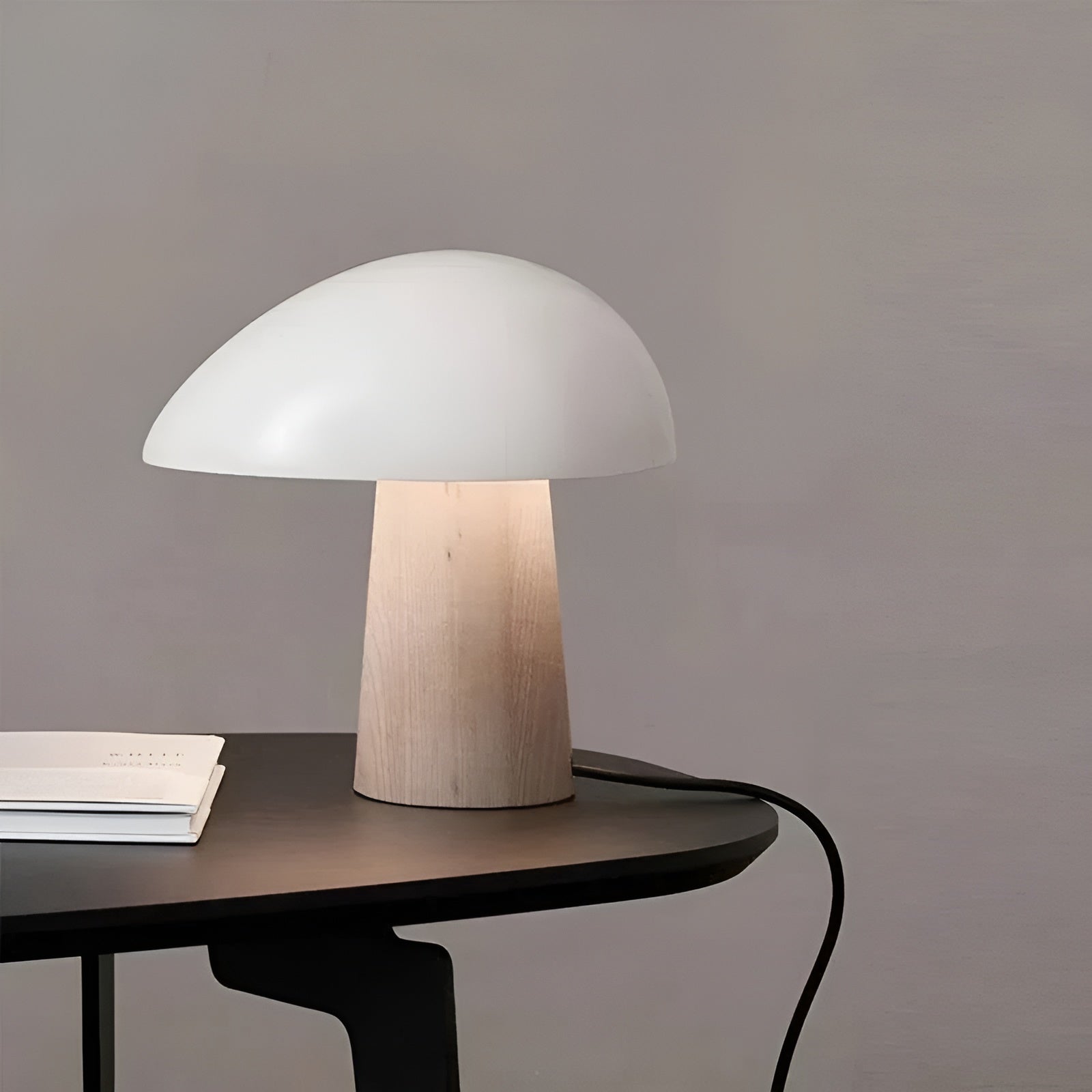 Tischlampe Nordluce | Skandinavisches Design | Warmweißes LED-Licht | Metall & Holz | 28 cm