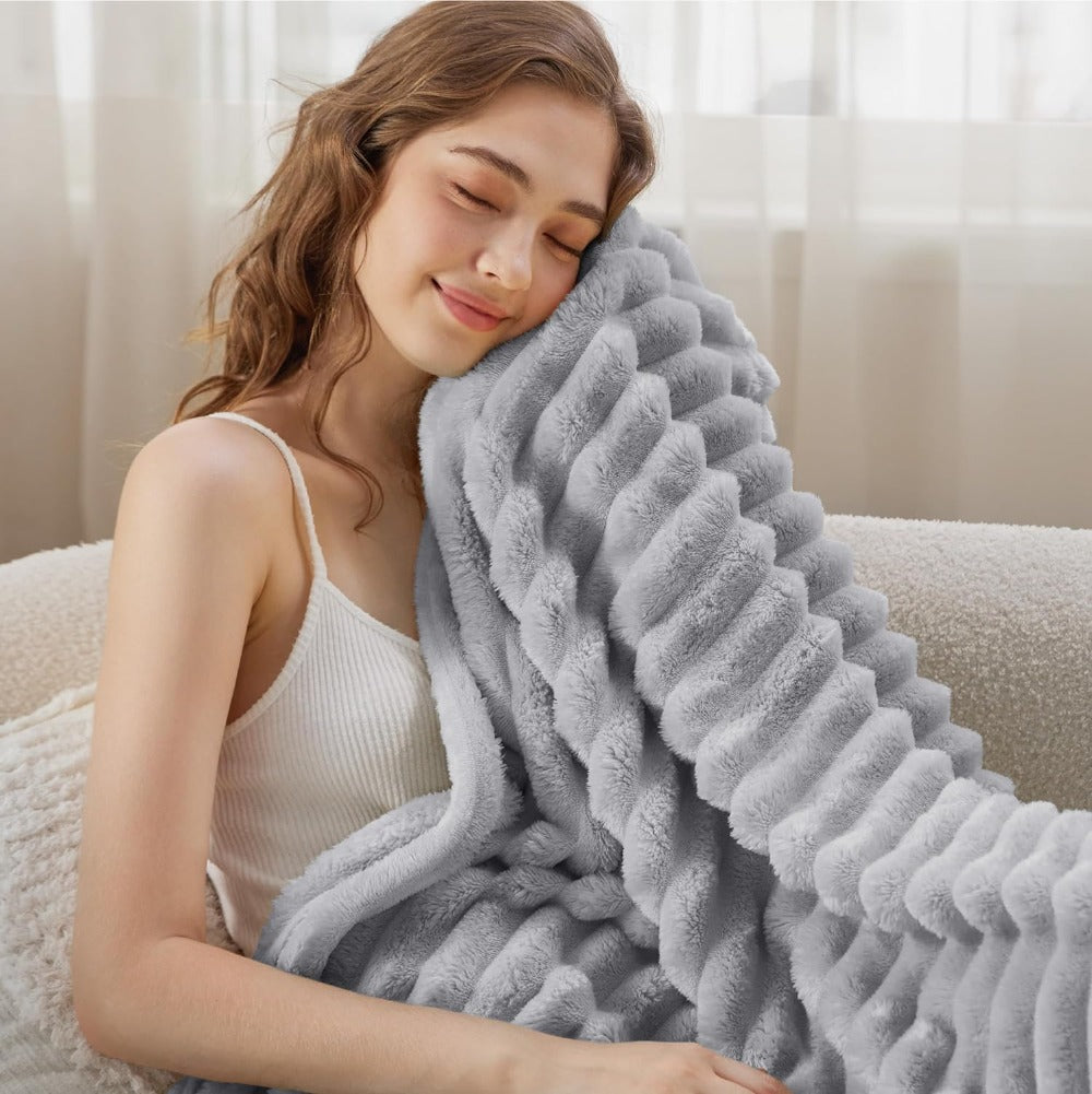 PurePlush - Flauschige Fleecedecke