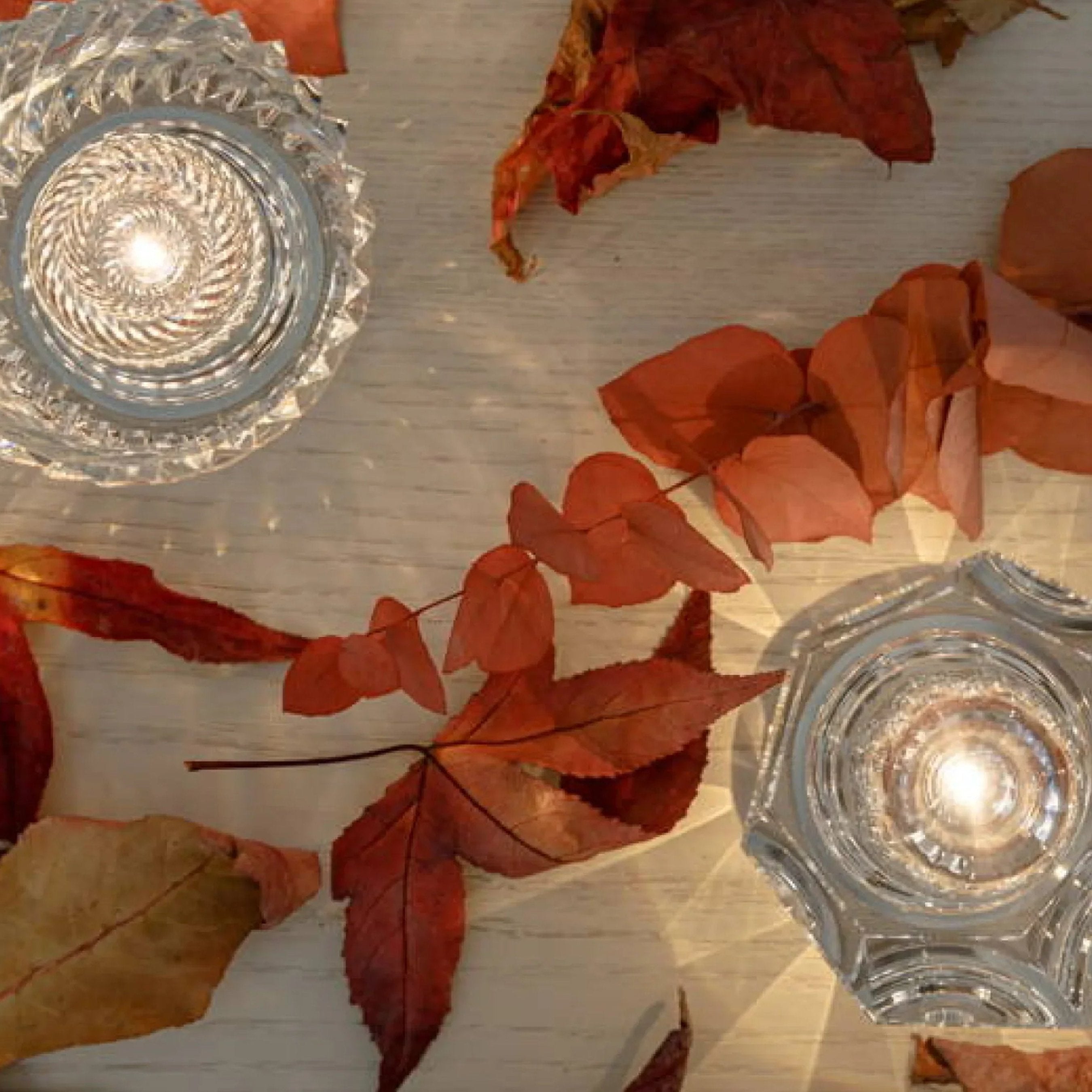 Kristall Tischlampe VÉLORIA | Diamantoptik & 360° Lichtspiel | Kabellos & USB-Aufladbar | Bis zu 12 Std. Leuchtdauer