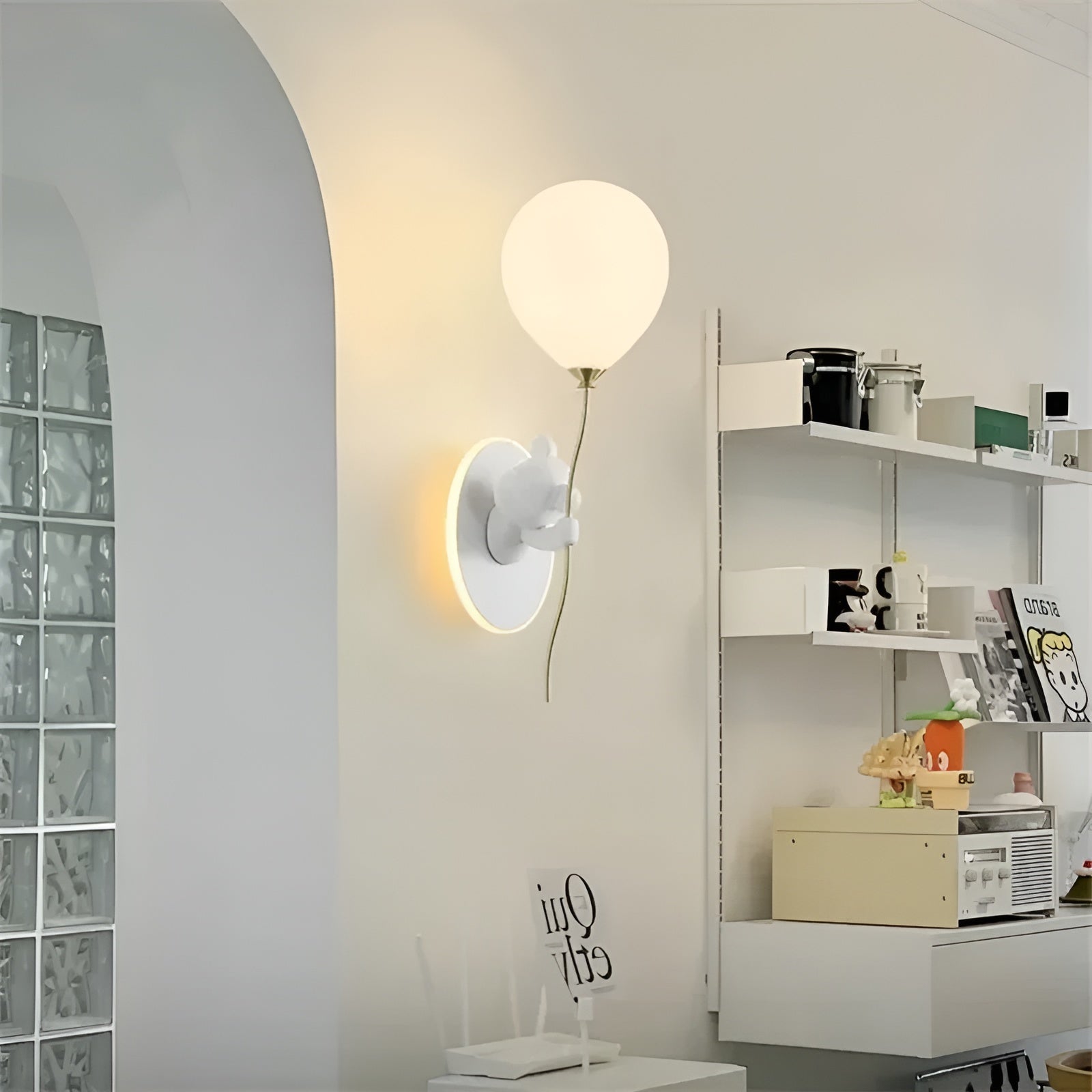 BearBalloon Kinder-Wandleuchte | Niedliches Bären-Design | Sanftes LED-Nachtlicht | Kunstharz