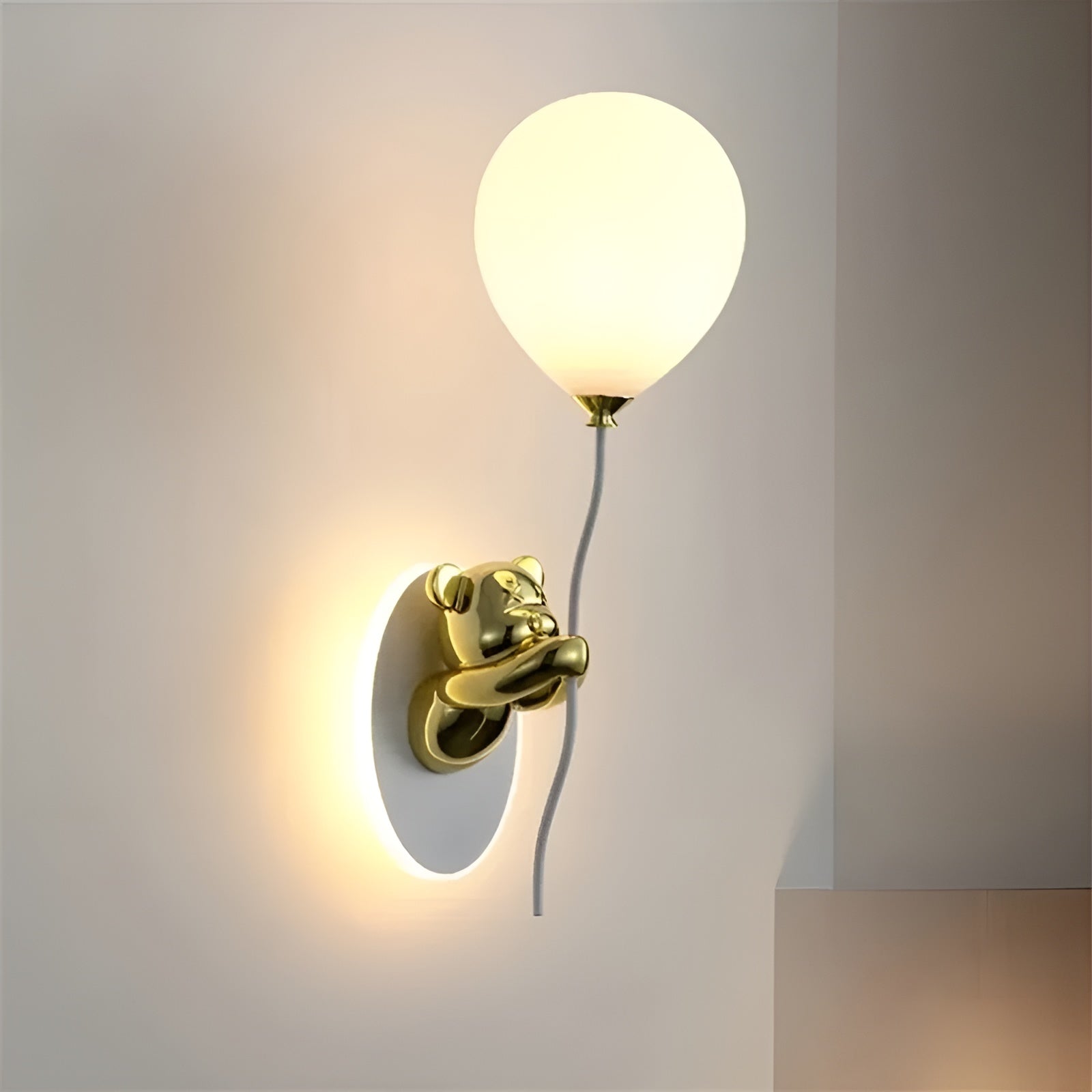 BearBalloon Kinder-Wandleuchte | Niedliches Bären-Design | Sanftes LED-Nachtlicht | Kunstharz